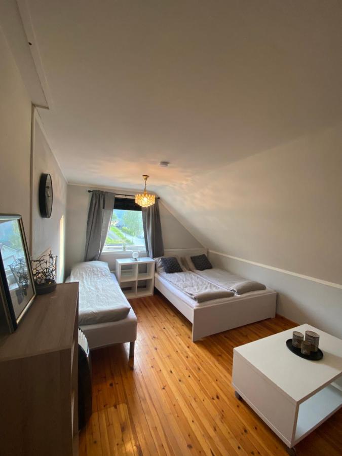 Leilighet Stryn Apartment Bagian luar foto